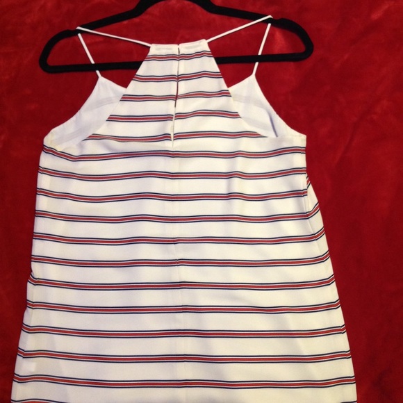 Top - Picture 2 of 2